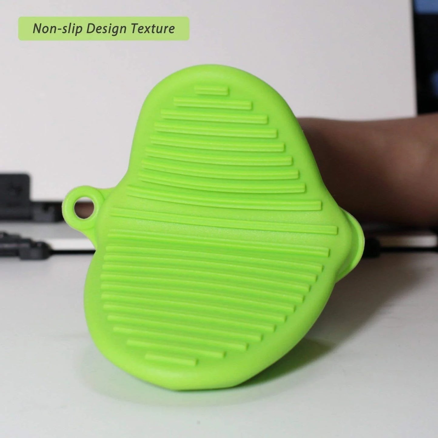 🧤 Anti-Burn Silicone Grip Mitts