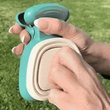 BuySetu™ Portable Poop Scooper
